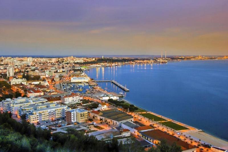 Apartamento Situado No Centro Historico Da Cidade 塞图巴尔 外观 照片